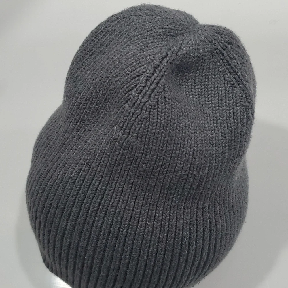 Unisex Lululemon Heavy Knitted Beanie Hat in Gray